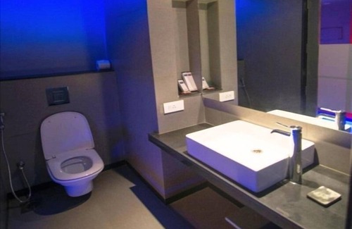 Sinquerim Hotel | SinQ Party Hotel