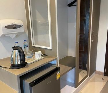 Suwannaphum Hostel | Sinsiri hostel