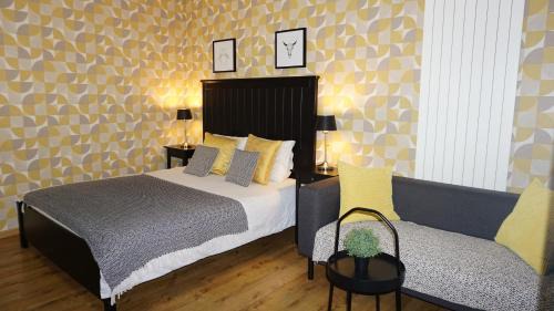 Amandus - Atheneum Apartment | Sint-Jans Appartments