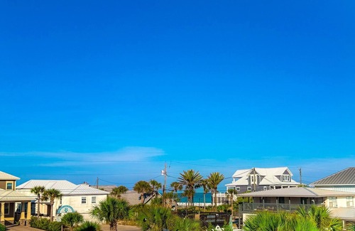 Biltmore Beach House | Sip n' Sea Manual Booking-5 bedroom house in Panama City