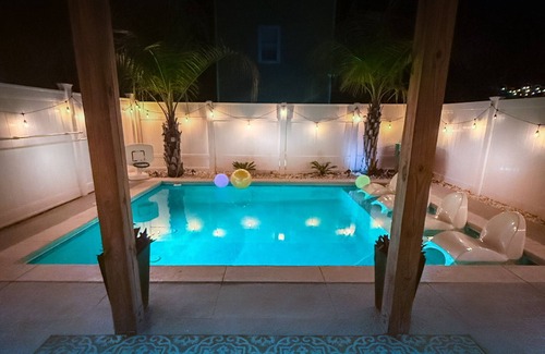 Biltmore Beach House | Sip n' Sea Manual Booking-5 bedroom house in Panama City