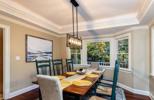 Nellysford House | Sip N Ski Serenity near Wintergreen Ski Resort