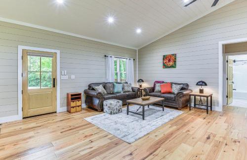 Wiley House | Sip, Shop and Dine Family Home 9 Mi to Clayton!