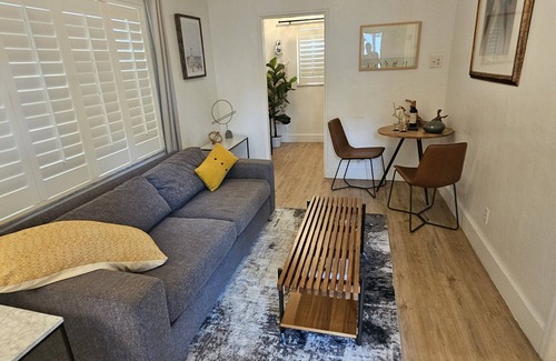 Flamingo/Lummus Apartment | Sirena Azul SoBe Suite 3