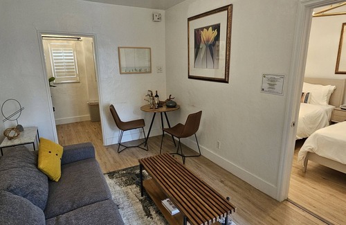 Flamingo/Lummus Apartment | Sirena Azul SoBe Suite 3