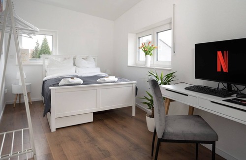 Dinkelsbuehl Apartment | Sisi & Franz: for 12 | Companies | Groups | Families - Lucky Moment Apartments