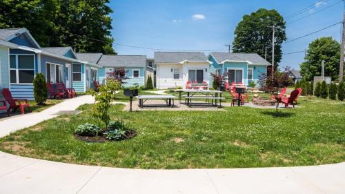 Sister Lakes House | Sister Lake Cottages - Unit 4