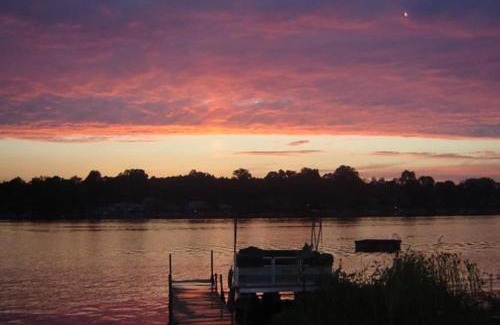 Sister Lakes House | Sister Lake Cottages - Unit 4