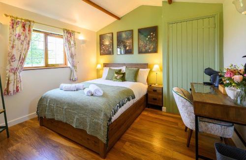 Staple Hill Hotel | Siston Stables by StayStaycations