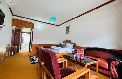 Vashist Hotel | Sita Heritage Cottage, Manali