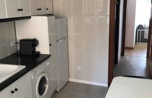 Sitges Town Center Apartment | Sitges centre. Free Wifi. Bright, large kitchen, 20 meters beach. Very calm