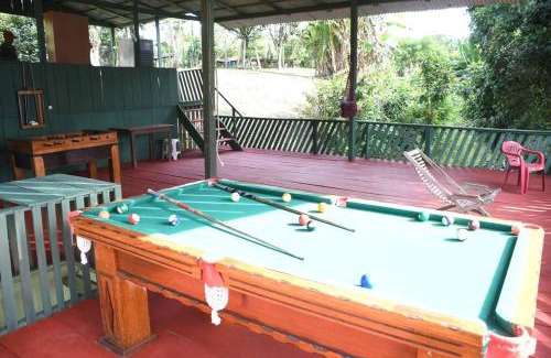 Silves House | Sitio completo no rio aneba com quiosque e praia