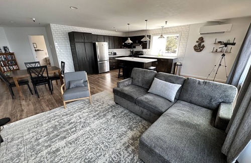 Sitka Apartment | Sitka Sound Suite at Cascade Creek Lodge