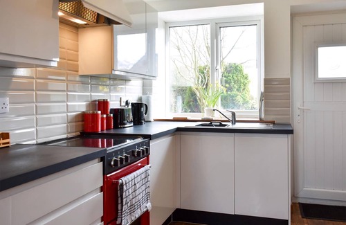 Maulds Meaburn Cottage | Situated in a peaceful location and ideal for a groups of couples or families.
