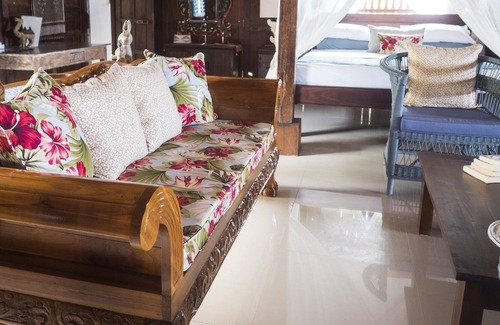 Sukasada Villa | Situated in authontic rural north bali surrounded by rice fields.