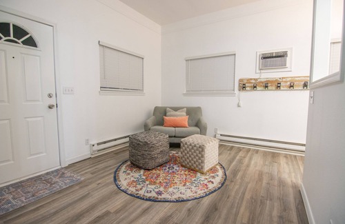 Meridian Apartment | Situated in Old Town Meridian, shopping, dining, bars and more!