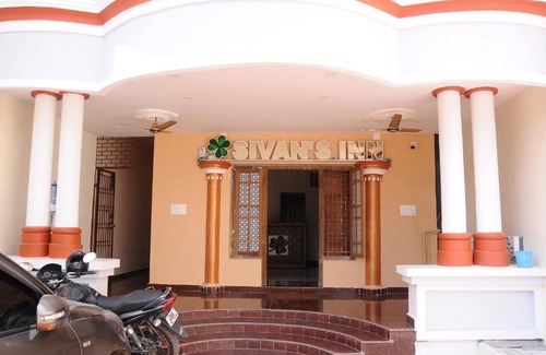 Tiruchendur Hotel | Sivan's Inn