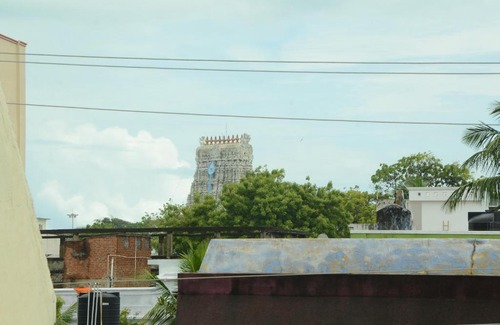 Tiruchendur Hotel | Sivan's Inn