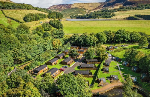 Saddleworth Cottage | Six Berth pet Free Lodges