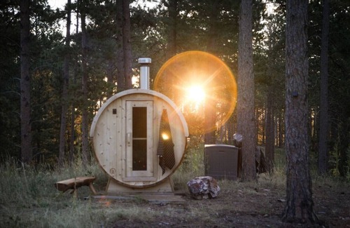 Deadwood Cabin | Six Pines Lodge near Spearfish, SD