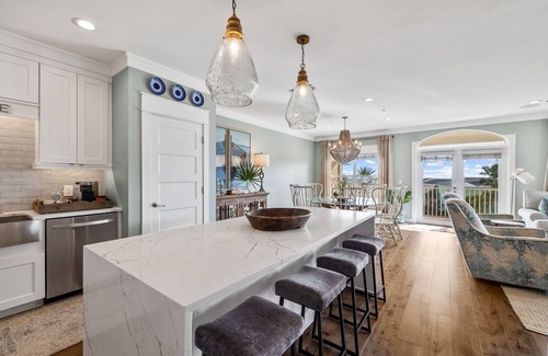 Seagrove Beach Condo | Sixteen Sandals- Heated Pool- Private Beach!