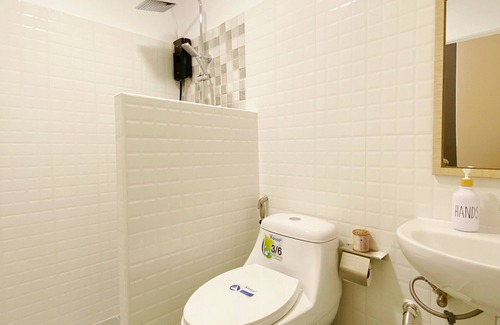 Patong Bed & Breakfast | SJ Beach House Patong