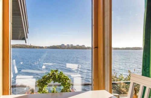 Sjuhalla House | Sjuhalla utsikten by Interhome