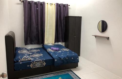 Sepang House | SK Villa's Homestay Kota Warisan, Dengkil, KLIA