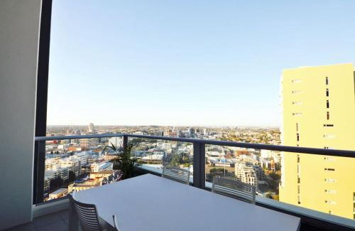 Brisbane Central Business District Apartment | SK1 - 2 level 2 Bedroom Skyline SkyHome