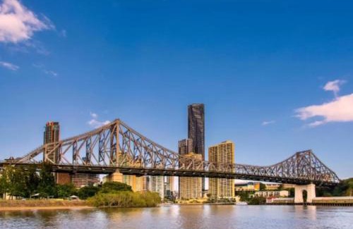Brisbane Central Business District Apartment | SK2 - CHARMING Skyline CBD w River Views 3 BR Private Apartment