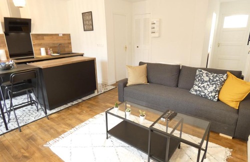 Rive Droite Apartment | SKABELL NEW T1bis 40m2 rénové 5min centre ville tram/bus