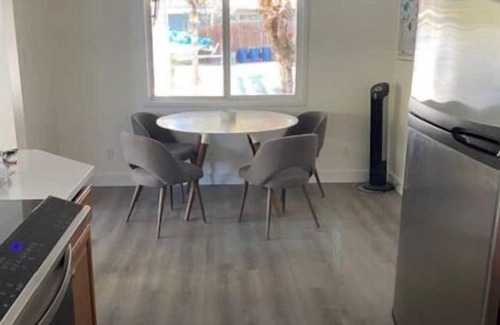 Okanagan-Similkameen House | SkaHaven- Direct Lakefront