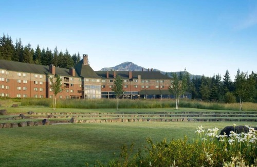 Stevenson House | Skamania Lodge, Free Parking, Onsite Pool, Spa, Hot Tub, Golf