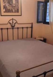 Lemnos Apartment | Skandali village house
