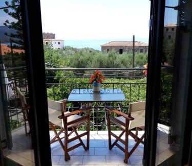 Kardamyli Apartment | Skardamoula's Studios and Apartments, 2