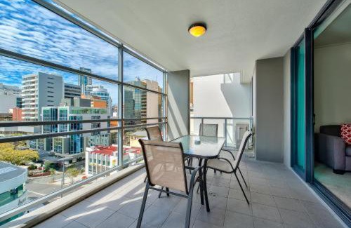 Spring Hill Apartment | SKD Suites