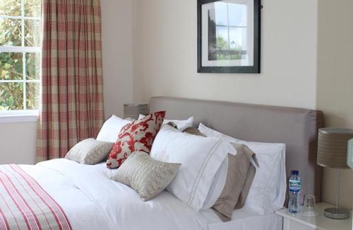 Gruinart House | Skerrols House