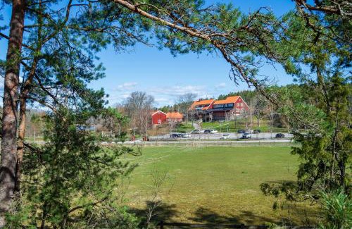 Varmdo Hotel | Skeviks Gård