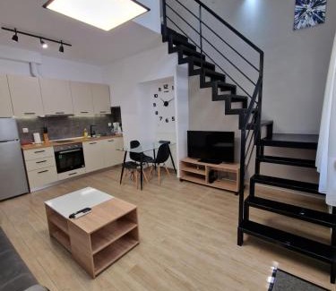 Charilaou Apartment | SKG City Loft