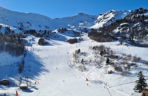 Montferrier Apartment | SKI APARTMENT AT THE FOOT OF THE SLOPES, MONTS D'OLMES (09)