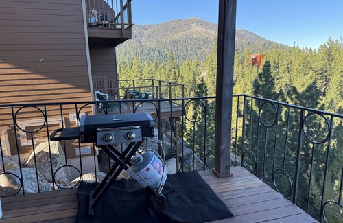 Upper Kingsbury Condo | Ski Bums hideout- The Eagle’s Nest with Fabulous Views of Lake Tahoe.Walk to Ski