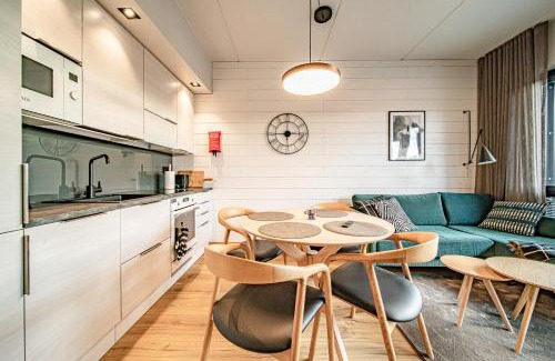 Sirkka Apartment | Ski Chalet C8 by Aavalevi Holidays, Levi Center incl 2 ski passes