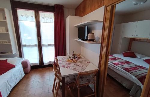 Marilleva 900 Apartment | Ski-Garden