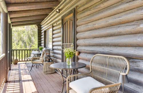 Huntsville House | Ski, Hike and More Homey Huntsville Retreat!