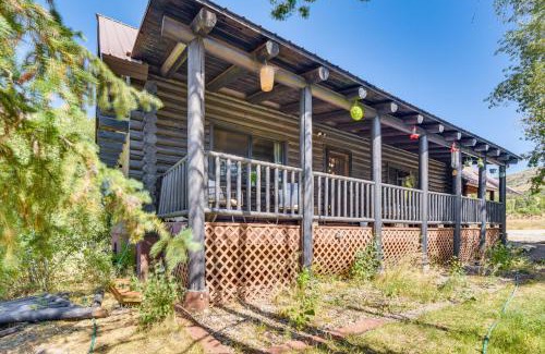 Huntsville House | Ski, Hike and More Homey Huntsville Retreat!