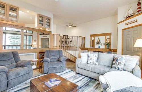 Tofte House | Ski, Hike, Bike, Relax Tofte Townhome with Deck!