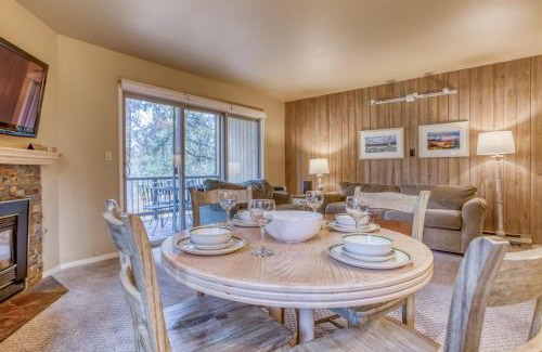 Century West House | Ski House 133 - Meredith Lodging