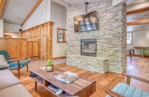 Century West House | Ski House 237 - Meredith Lodging