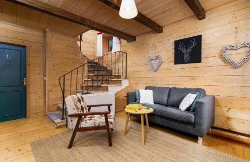 Maria Alm am Steinernen Meer Ski Chalet | Ski-in & Ski-out out Chalet Maria with amazing mountain view