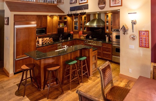 Truckee House | Ski in and Ski out. Exclusive Big Springs area.